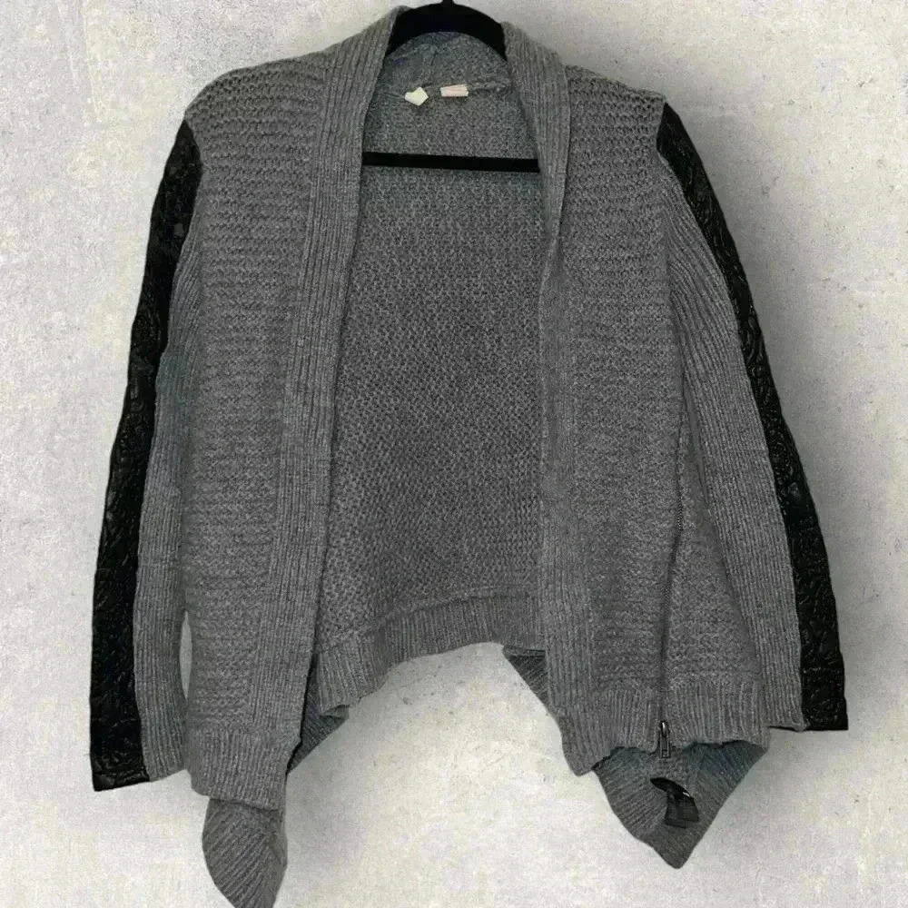 Moth cardigan size‎ XS